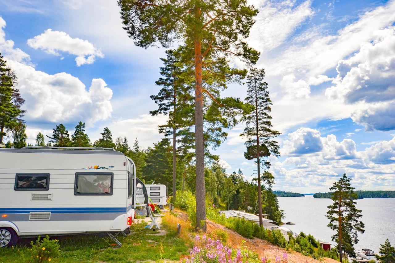 Arjaeng Camping & Stugor Sommarvik Exteriér fotografie